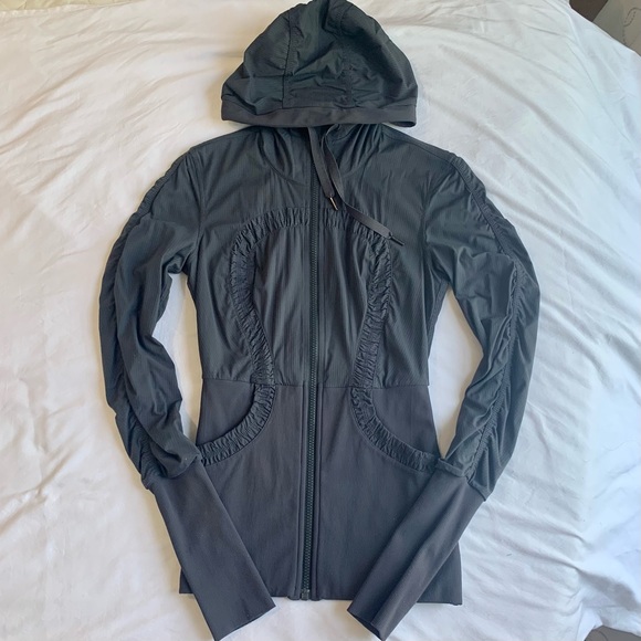 LuluLemon Reversible Jacket - Picture 1 of 7